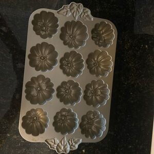 Nordic Ware Pumpkin Patch Pan